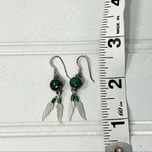 Vintage Native American Green Malachite Feather Dangle Earrings - Picture 4 of 4